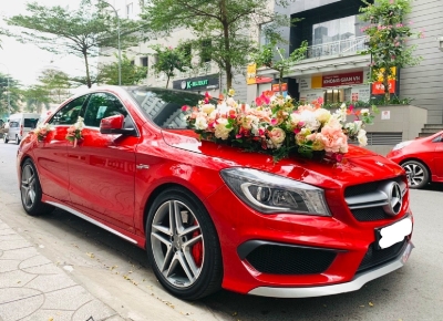 Cho thuê xe cưới Mercedes CLA sang trọng, chất lượng tại Hà Nội