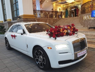 Cho thuê xe cưới VIP Rolls Royce 