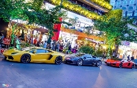 Dàn siêu xe triệu đô của đại gia trên phố Nguyễn Huệ