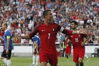 C.Ronaldo lập cú đúp, Bồ Đào Nha thắng Estonia 7-0