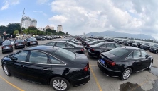 Mua mới gần 800 ô tô để phục vụ vận chuyển khách dịp APEC 2017