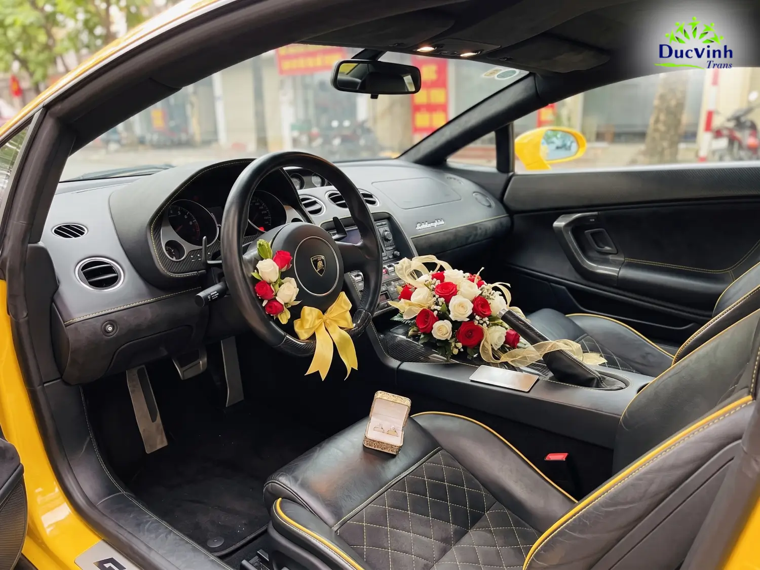 Cho thuê siêu xe cưới Lamborghini Gallardo