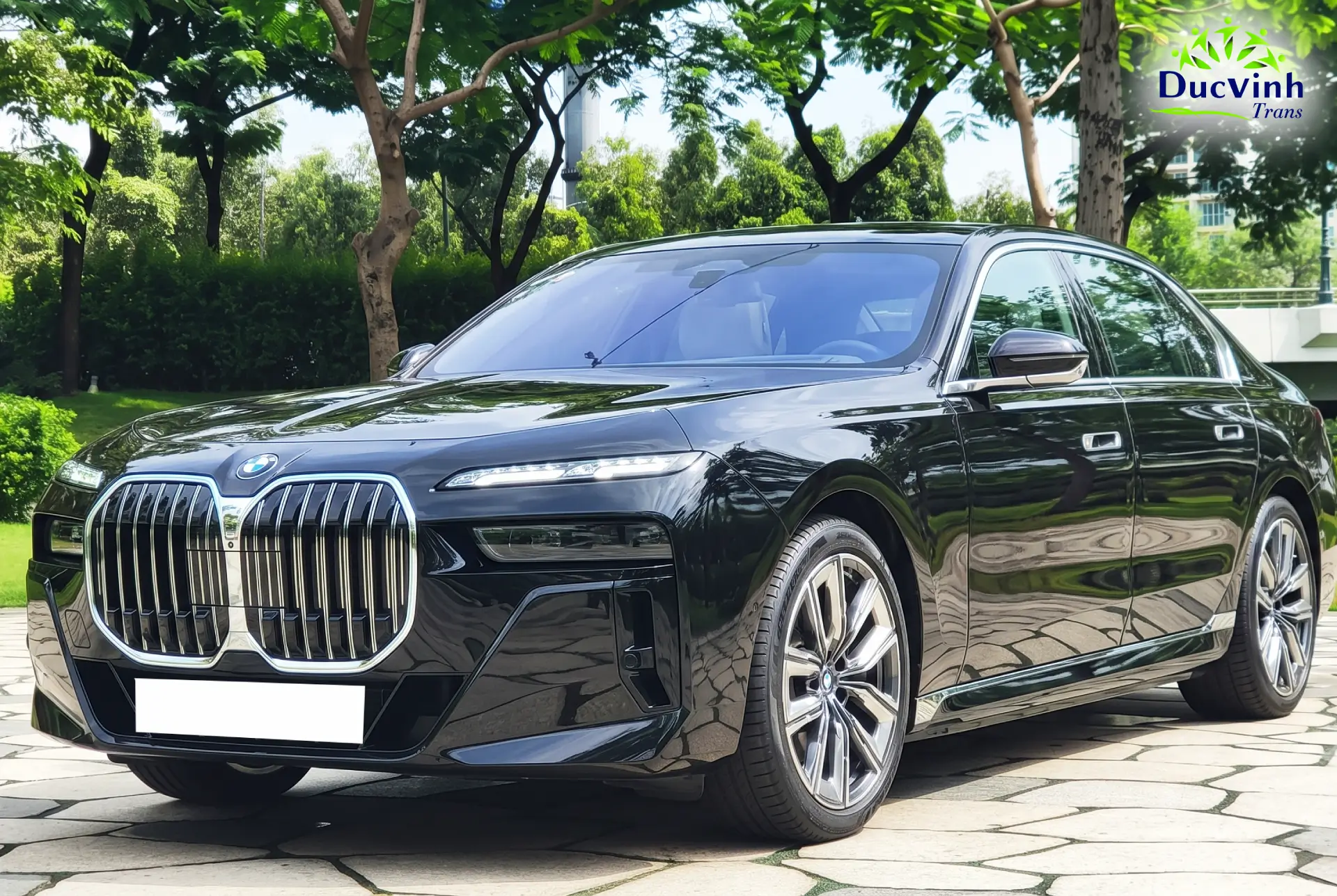 Cho Thuê Xe BMW 750i Sang Trọng