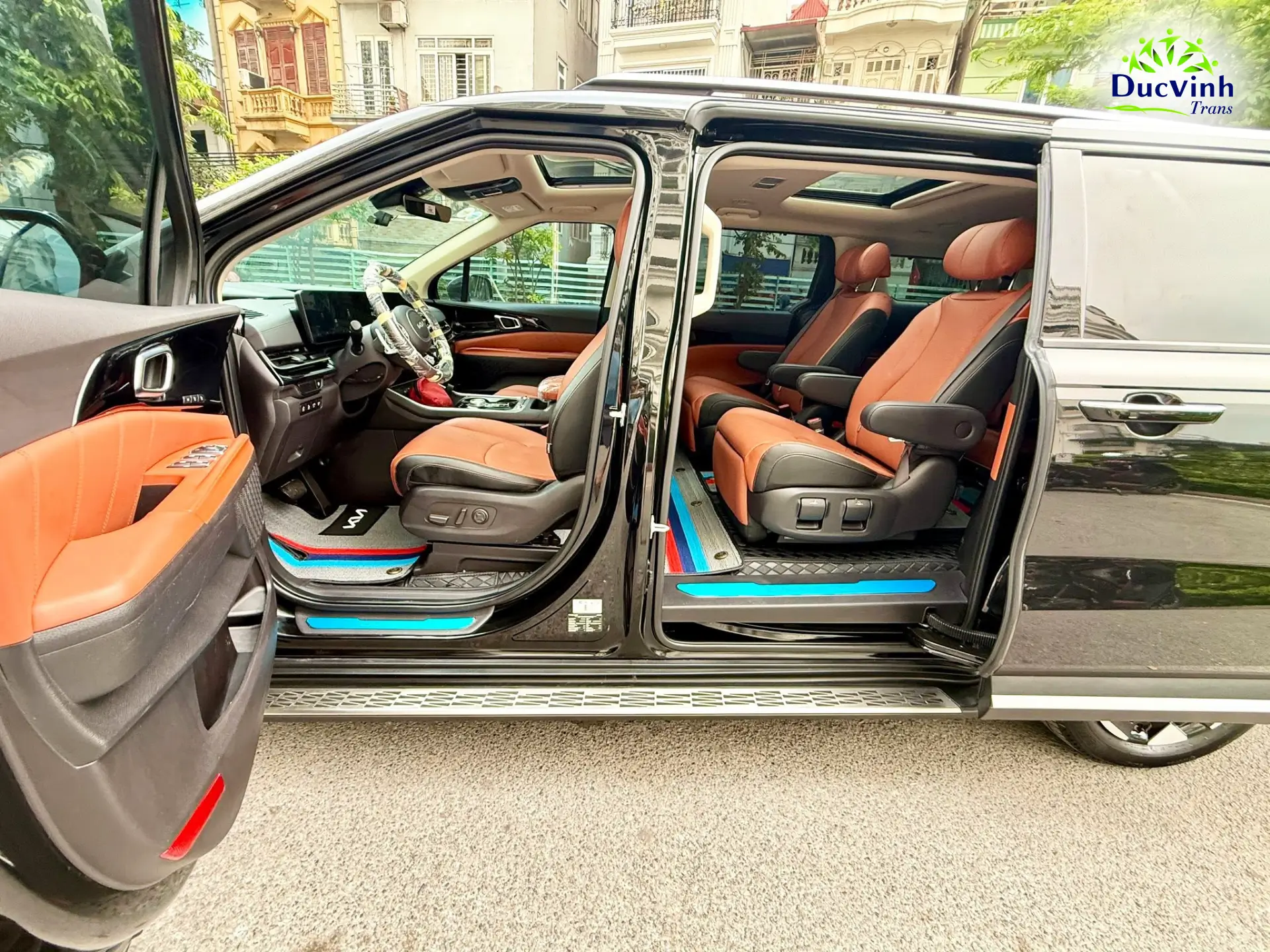 Cho Thuê Xe KIA Carnival MPV 7 Chỗ