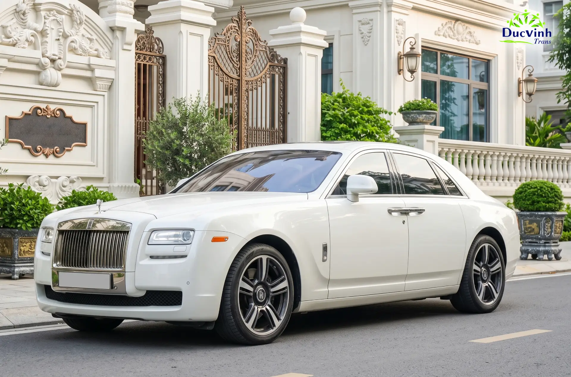 Cho Thuê Xe Rolls Royce Ghost Siêu Sang
