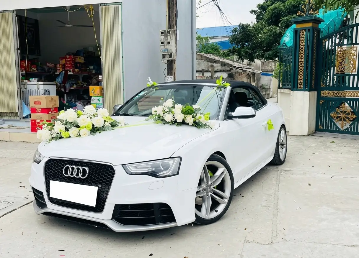 Cho Thuê Xe Cưới Audi S5 Mui Trần