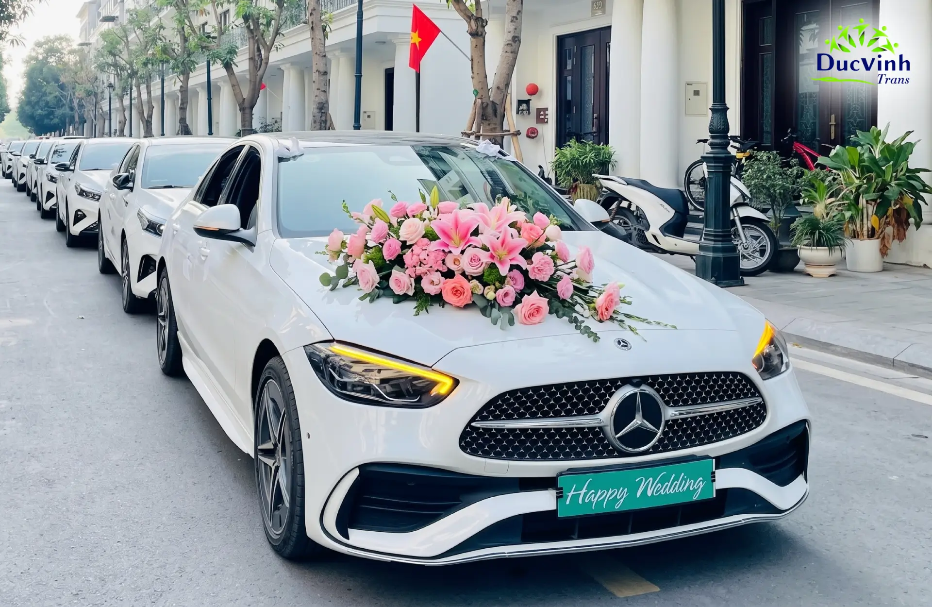 Cho Thuê Xe Cưới Mercedes C Sang Trọng