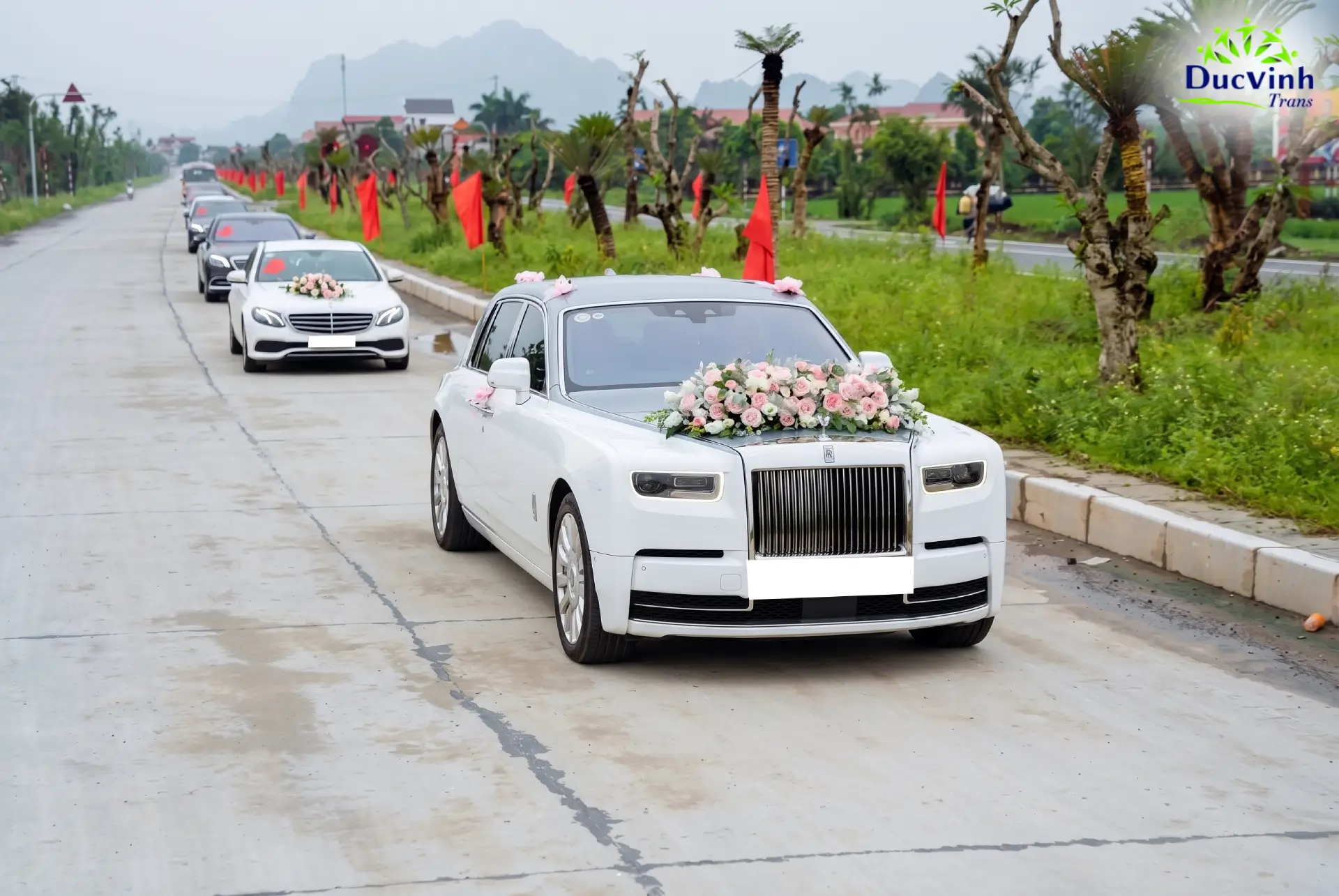 Cho Thuê Xe Cưới Rolls Royce Phantom Siêu Sang