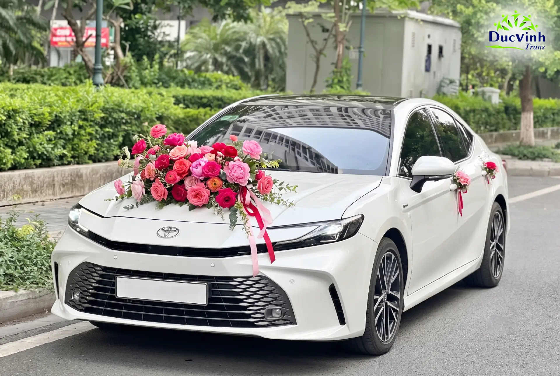 Cho Thuê Xe Cưới Toyota Camry Sang Trọng
